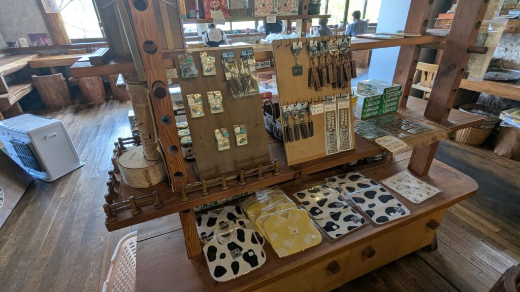 レストラン最高地点のちょっとした売店部分